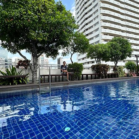 Delightful Condo In Central Location At Sukhumvit 49 Bangkok Bagian luar foto